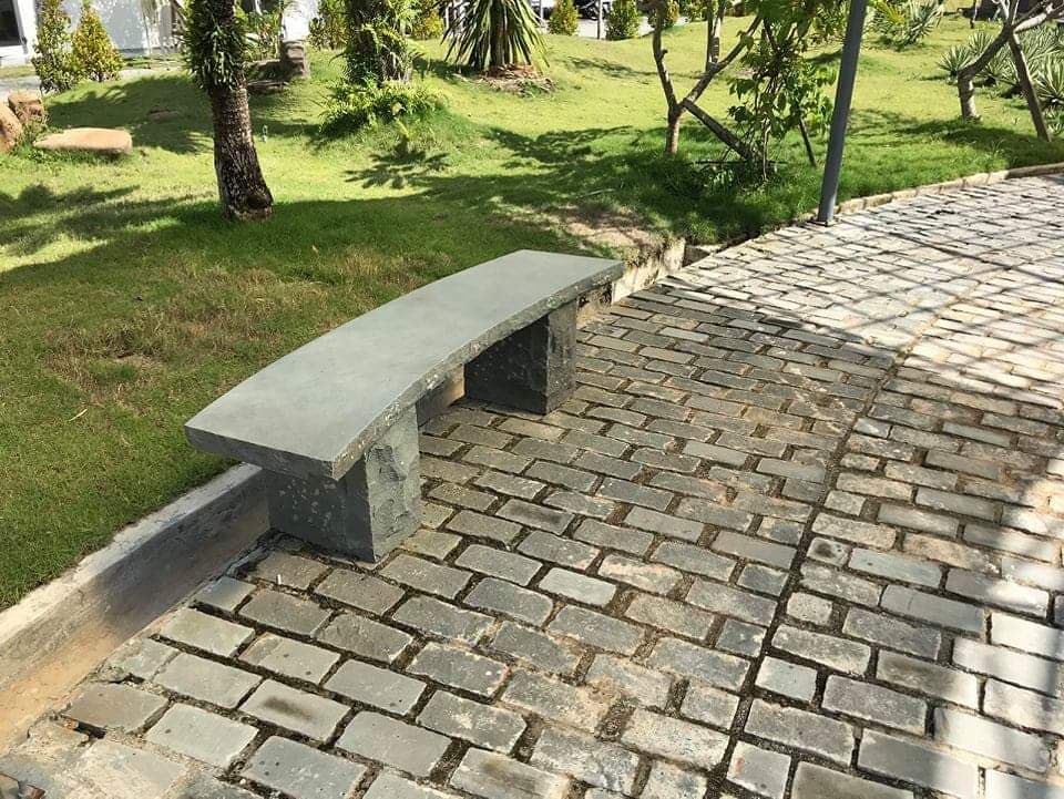 Thi công đá sa thạch ngoài trời